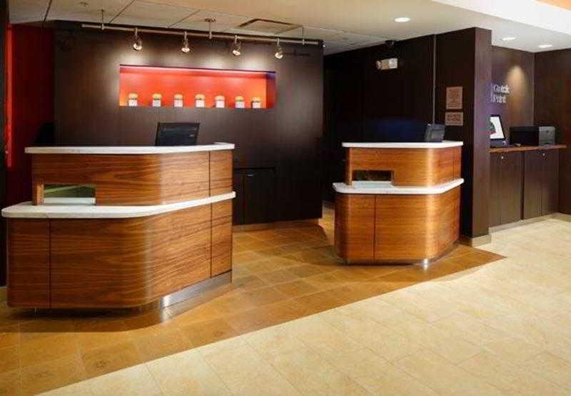 Courtyard By Marriott Cleveland Willoughby Hotel Интериор снимка