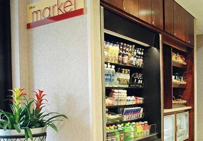 Courtyard By Marriott Cleveland Willoughby Hotel Екстериор снимка